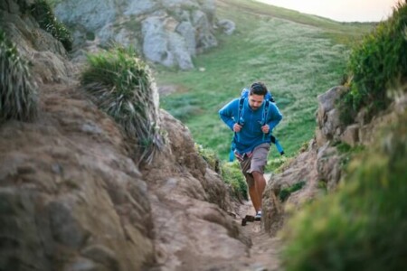 登山　むくみ　エネルギー不足